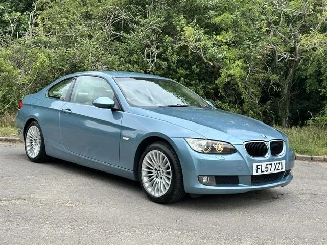 BMW 320I
